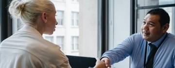 Ứng viên lớn tuổi - để sẵn sàng phỏng vấn xin việc